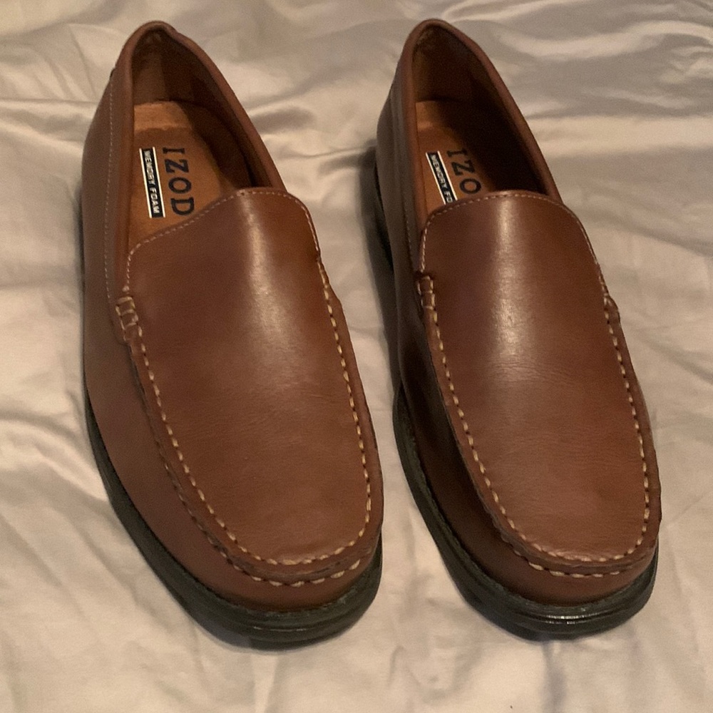 Mens IZOD memory foam shoe size 8 tan leather
